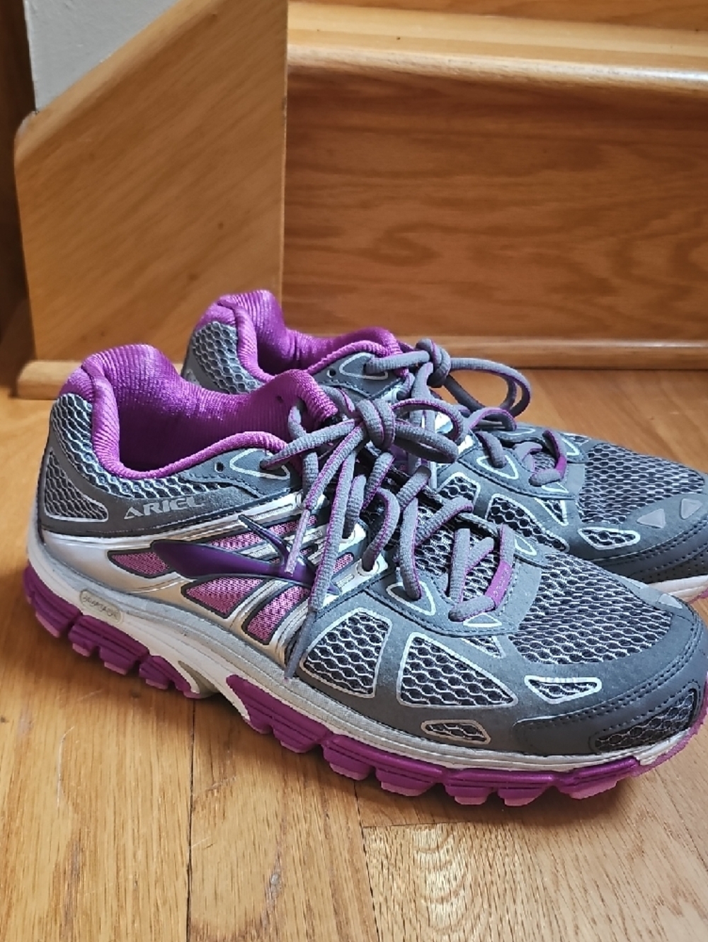 9.5 Wide: Brooks, Ariel, Grey and Purple Women's Athletic Running Shoes
